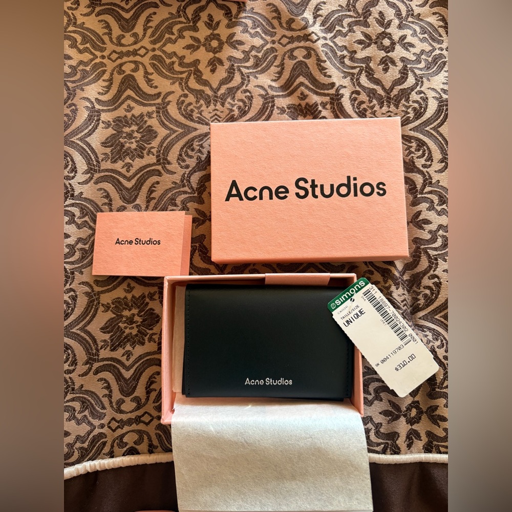 Brand new with tags Acne Studios Black Leather Wallet